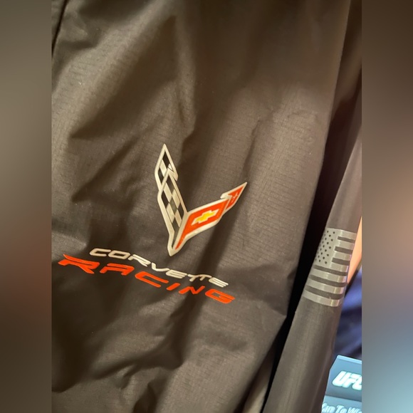 NEW Chevrolet Corvette Racing Official Team Rain Jacket (XL) + Hat Combo - Picture 11 of 13